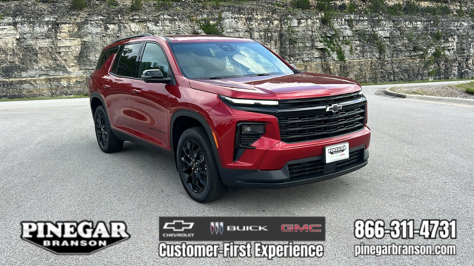 2026 Chevrolet Traverse LT in Radiant Red Tintcoat — front three-quarter view