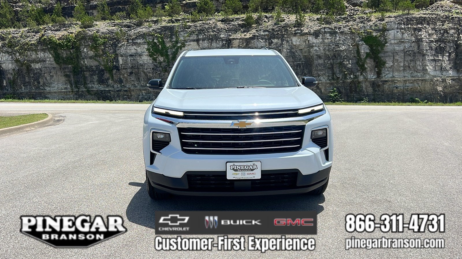 2026 Chevrolet Traverse — side profile view