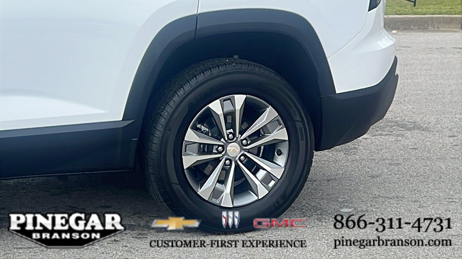 2025 Chevrolet Equinox — detail view