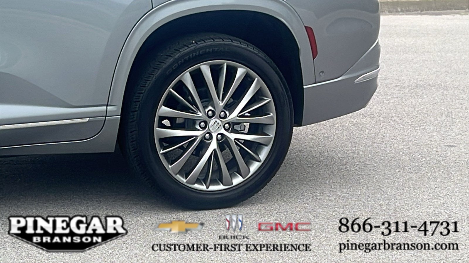 2025 Buick Enclave — detail view